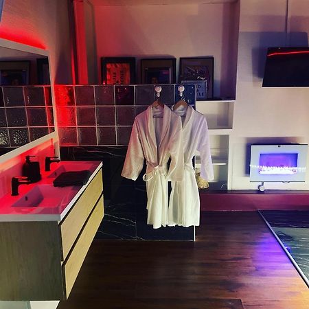 Jacuzzi 9Em Apartamento Paris Exterior foto