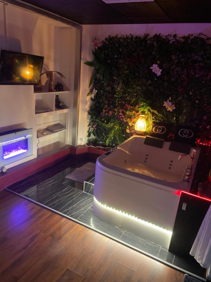 Jacuzzi 9Em Apartamento Paris Exterior foto